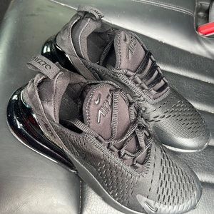 Nike Airmax 270 Gradeschool